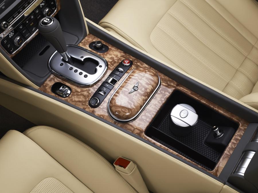  Bentley Continental GTC 2011 года  (фото 90 из 167)